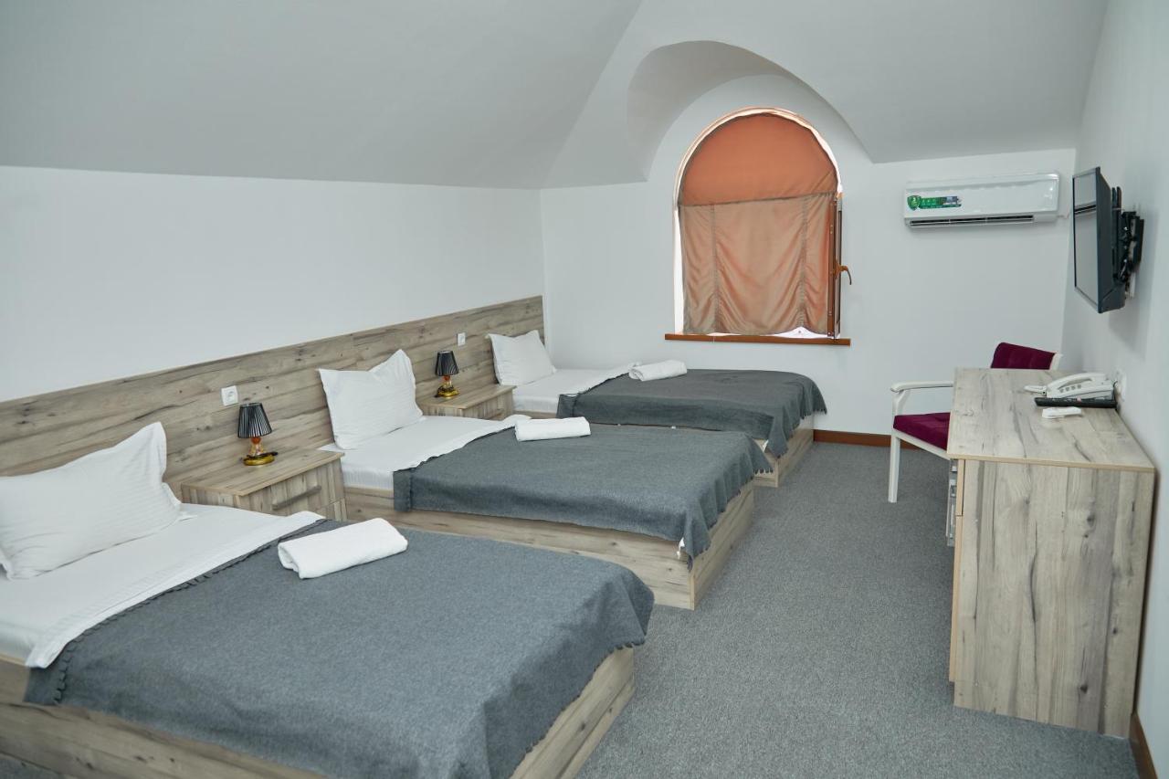 Hotel Muqaddas Samarkand Esterno foto